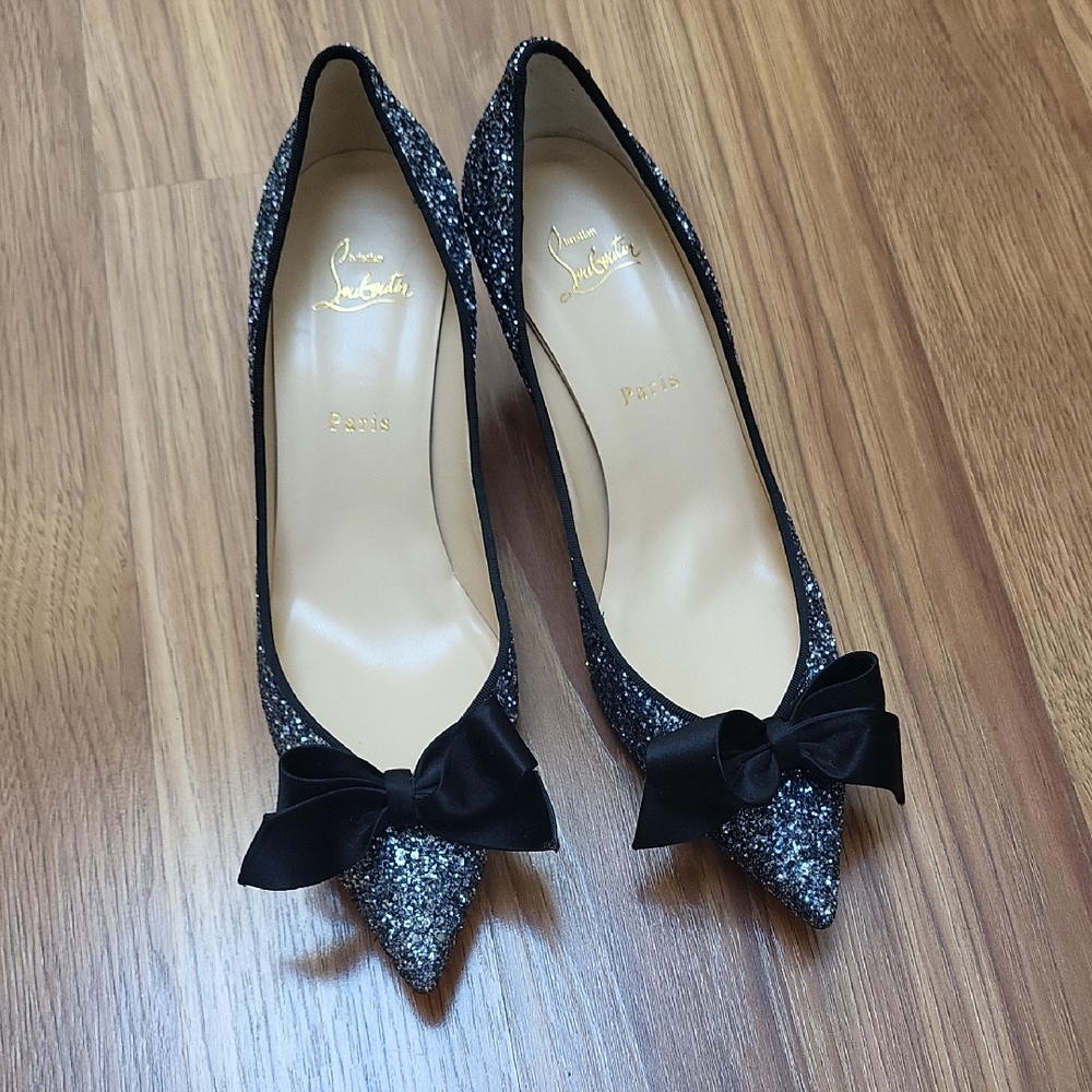 NWT Christian Louboutin Sparkling Black Heels with Bow
